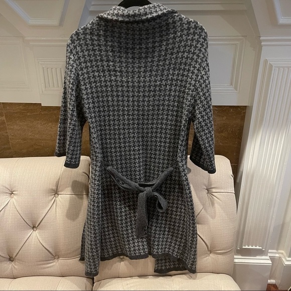 AV: ChiaraMente Women’s Wool Open Cardigan Sweater Houndstooth Gray Sz S Italy - Picture 2 of 8